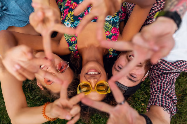 Festivalová výbava nové generace: Co si vzít s sebou, abys nepřišel o vibe